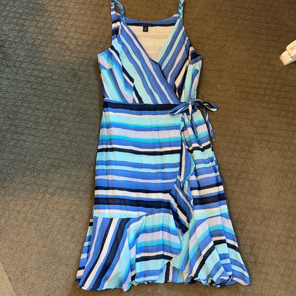 Tommy Hilfiger midi dress. Size S/P.